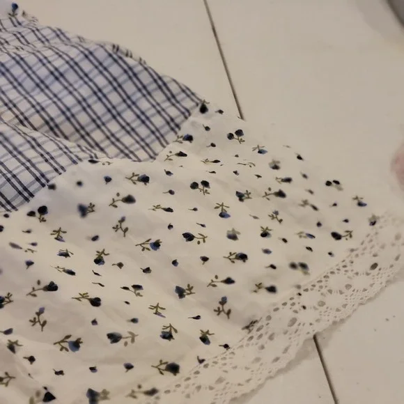 American Eagle Patchwork Mini Dress Large Blue White Floral Crochet Lace Cottage - Picture 13 of 16